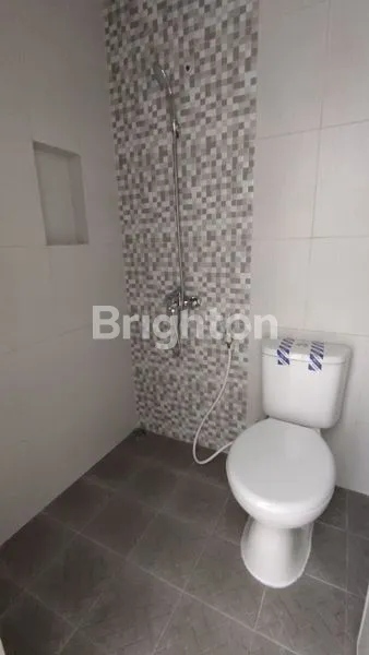 image HUNIAN GRESS TENGAH KOTA SIAP HUNI (6)