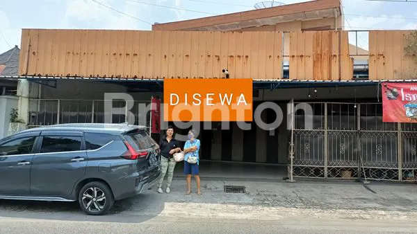 image RUANG UNTUK USAHA PASAR NONGKO (3)