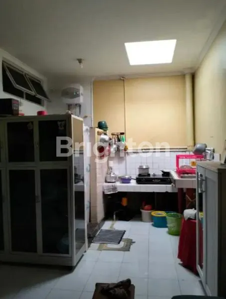 image RUMAH KOKOH STRATEGIS 2 LANTAI DI TENGAH KOTA SIAP HUNI (7)