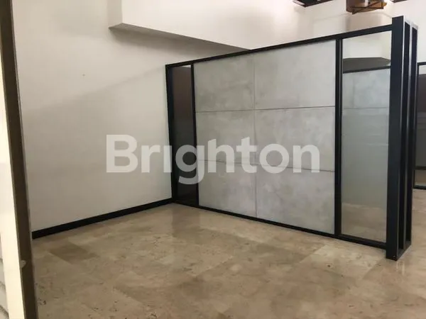 image RUMAH USAHA DEKAT RAYA IJEN KLOJEN MALANG (5)