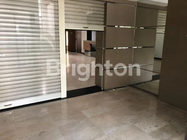 image RUMAH USAHA DEKAT RAYA IJEN KLOJEN MALANG (7)