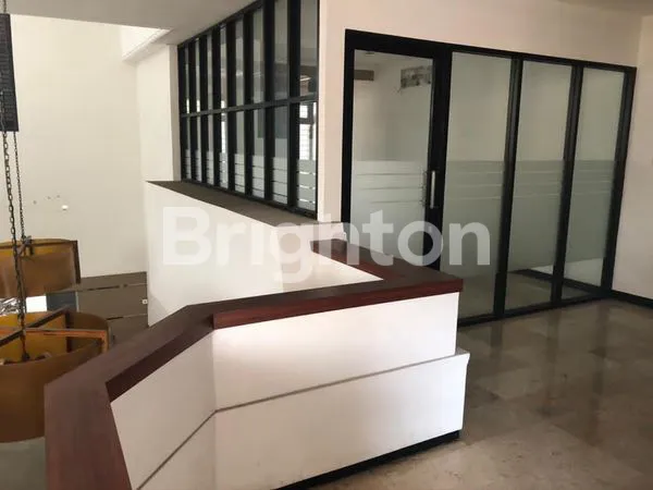 image RUMAH USAHA DEKAT RAYA IJEN KLOJEN MALANG (20)