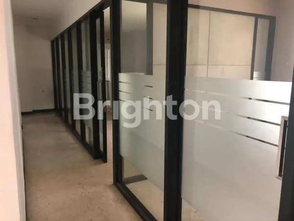 image RUMAH USAHA DEKAT RAYA IJEN KLOJEN MALANG (23)