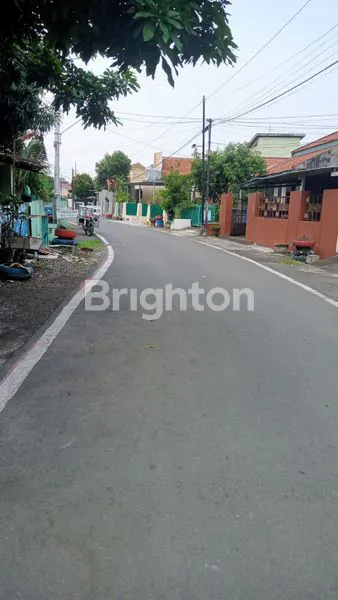 PUSPONJOLO RUMAH DEKAT TENGAH KOTA
