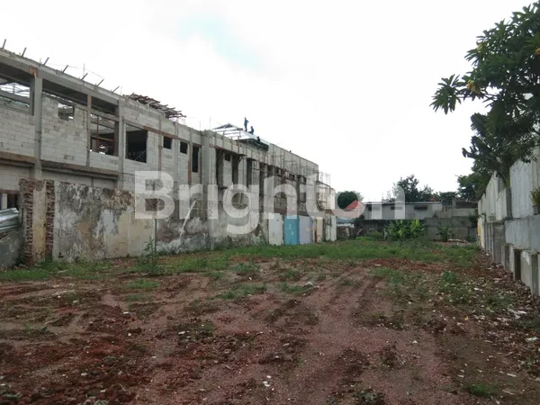 Gambar Property DISEWAKAN TANAH PUSAT KOTA SURABAYA COCOK UNTUK KAFE/RESTORAN/WARK SELANGKAH KE HOTEL MERCURE, JL RAYA DARMO, JL KARTINI, TUNJUNGAN PLAZA, JL BASUKI RACHMAT, GRAMEDIA EXPO, HOTEL IBIS, HOTEL BUMI, HOTEL WYNDHAM, BANK COMMONWEALTH, BANK CIMB NIAGA, BANK BC