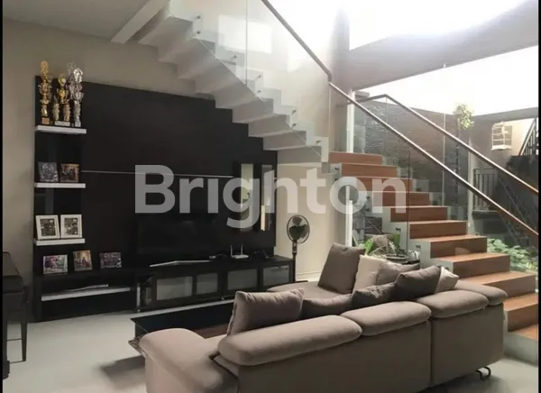 image RUMAH JALAN BARUK MINIMALIS FULL FURNISH SIAP HUNI DEKAT MERR (4)
