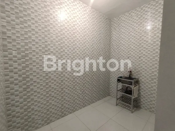 image RUMAH POJOK FULL BANGUNAN PANTAI MENTARI HAMPTON REGENCY TERAWAT DEKAT RAYA KENJERAN  (5)