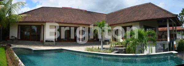 VILLA MEWAH VIEW LAUT DAN KOLAM RENANG DI BULELENG BALI