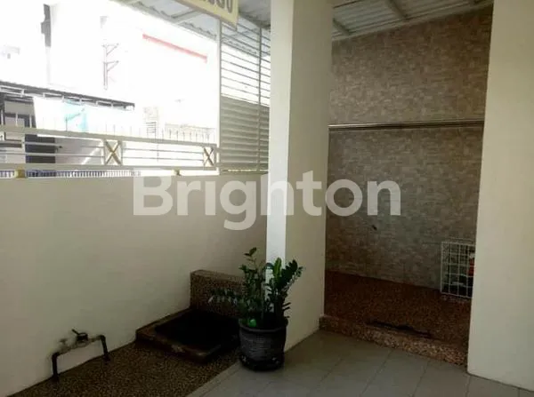 image RUMAH 2 LANTAI SENTRA POINT GUNUNG ANYAR (4)