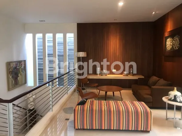 image MINIMALIS FULL FURNISHED DIAMOND HILL DEKAT GWALK, UNIVERSITAS CIPUTRA (4)