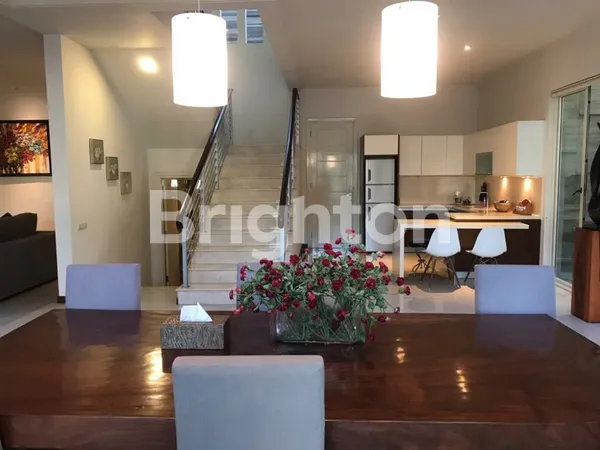 image MINIMALIS FULL FURNISHED DIAMOND HILL DEKAT GWALK, UNIVERSITAS CIPUTRA (6)