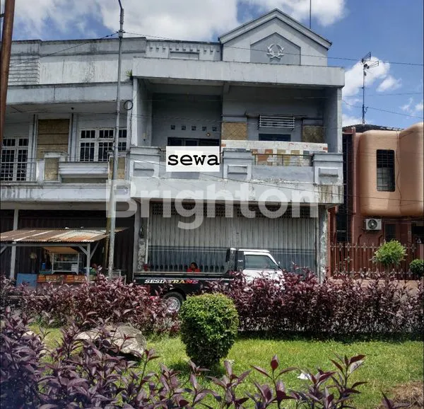 BANGUNAN STRATEGIS PUSAT KOTA