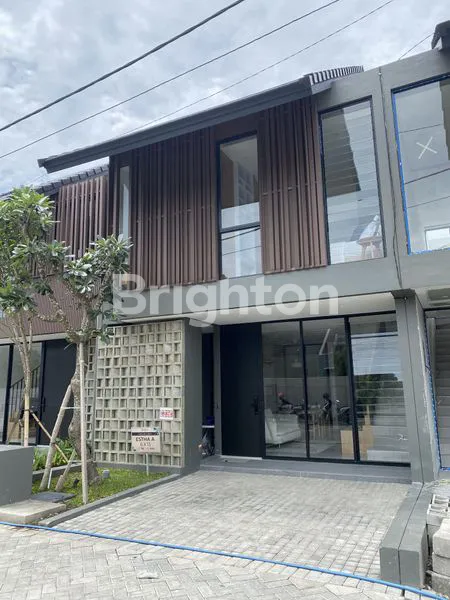 image RUMAH DI CENTRAL PARK MERR (1)