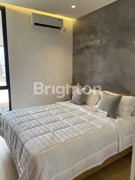 image RUMAH DI CENTRAL PARK MERR (3)