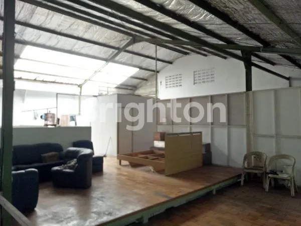 image WORKSHOP RANGKA BAJA 2 LANTAI DI UMBULHARJO (4)