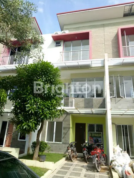 image TOWN HOUSE SUKAJADI SIAP DI GUNAKAN (1)