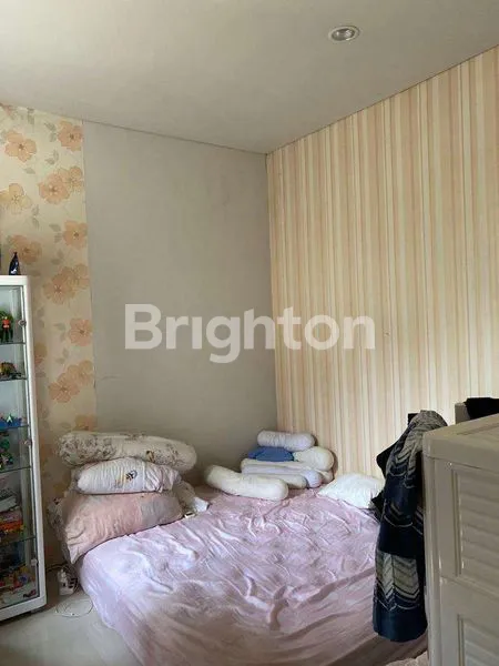 image RUMAH ROYAL RESIDENCE BLEINHEIM (4)