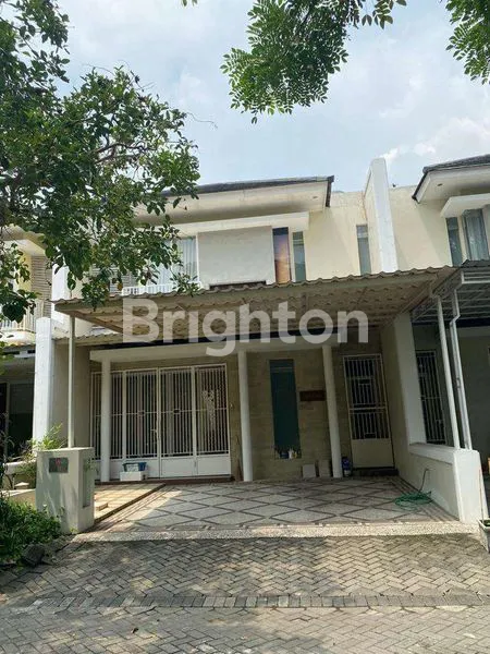 image RUMAH ROYAL RESIDENCE BLEINHEIM (1)