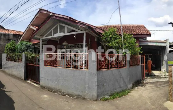 image RUMAH STRATEGIS DI CILODONG (1)