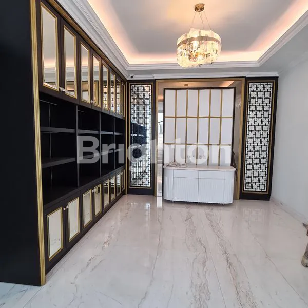 image RUMAH MEWAH AMERICAN STYLE DI TAMANSARI HILLS (1)