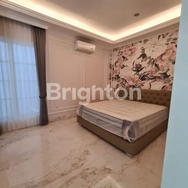 image RUMAH MEWAH AMERICAN STYLE DI TAMANSARI HILLS (4)