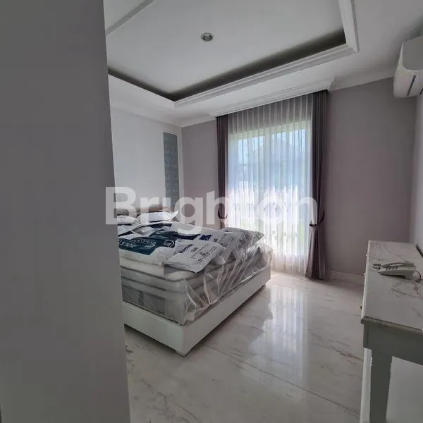 image RUMAH MEWAH AMERICAN STYLE DI TAMANSARI HILLS (6)