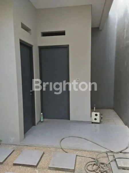 image RUMAH FURNISH DENGAN UDARA SEJUK DAN LINGKUNGAN NYAMAN (6)