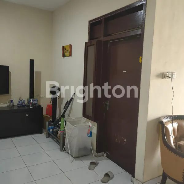 image MURAH! RUMAH RUNGKUT ASRI 220M² (2)