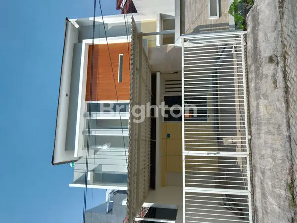 image RUMAH BARU 2 LANTAI (1)