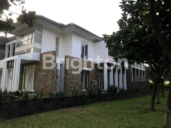 image RUMAH DIAMOND HILL - CITRALAND (6)