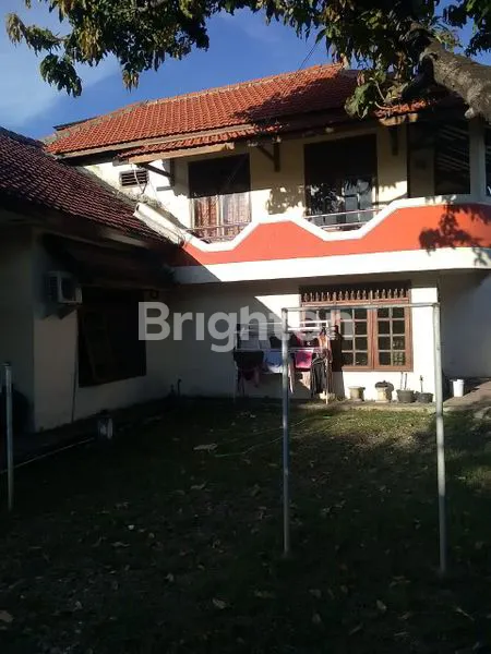 image RUMAH DI SEMULOWARU TENGAH LUAS DAN STRATEGIS, DAERAH SURABAYA (1)