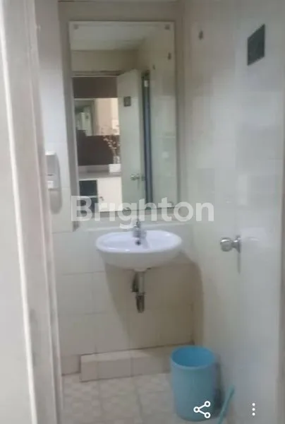 image APARTEMEN 1 BR UC BERKELEY SURABAYA TYPE STUDIO DAN FULL FURNISH (3)