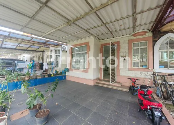 image RUMAH CANTIK DI LIPPO KARAWACI TANGERANG (10)