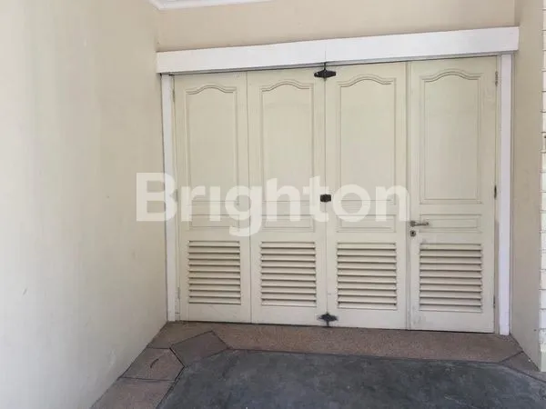 image RUMAH 2 LANTAI SIAP HUNI DEKAT MERR KLAMPIS MANYAR ARAYA KERTAJAYA GALAXY MALL ITS ITATS (3)