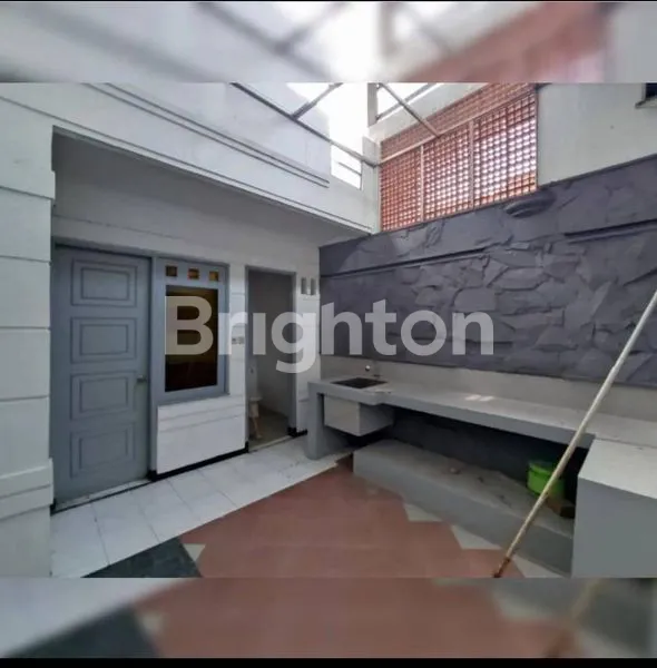 image BARU RENOVASI SIAP HUNI CARPOD 2MOBIL (2)