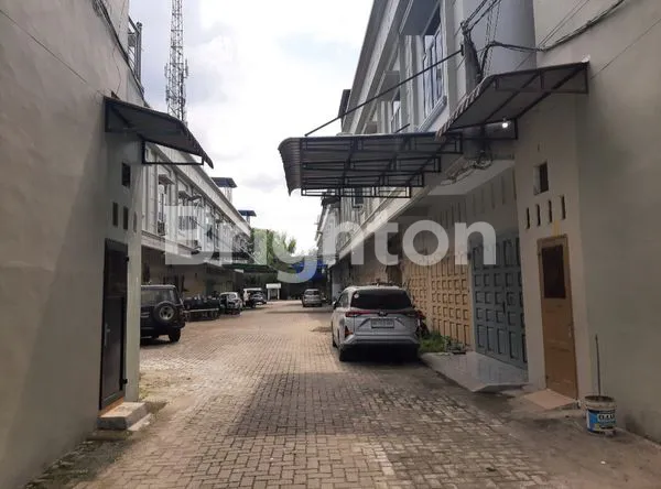 image 2 RUKO KOSONG GANDENG DI DEPAN KOMPLEK SETIA NAULI , PASAR 3 SUNGGAL - MEDAN (5)