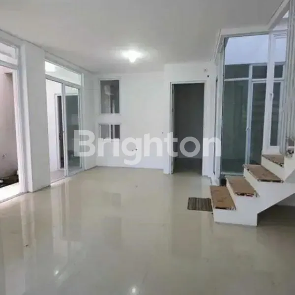 image NEW GRESS SUTOREJO 2LANTAI MINIMALIS DEPAN TAMAN (6)