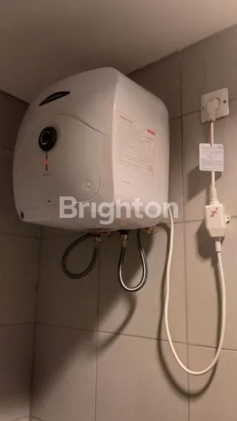 image APARTEMEN FULL FURNISHED STRATEGIS SELANGKAH KE TOL (7)