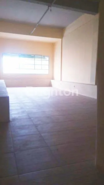 image RUKO 3LANTAI FULL SIAP HUNI PINGGIR JALAN RAYA , JELAMBAR JAKARTA BARAT GROGOL  (5)