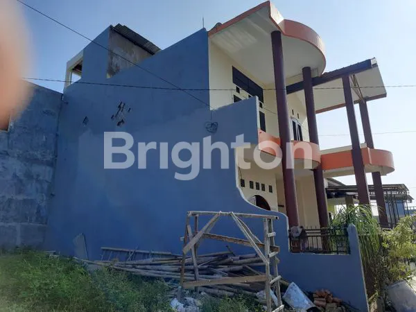 image RUMAH BARU 3 LT HARGA MURAH ! LOKASI STRATEGIS DEKAT KAMPUS2 DI MERJOSARI KOTA MALANG (2)