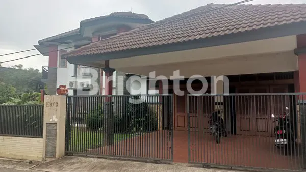 image HUNIAN HOOK MEWAH NYAMAN DAN ASRI DI KOMPLEK JATIWARINGIN (7)