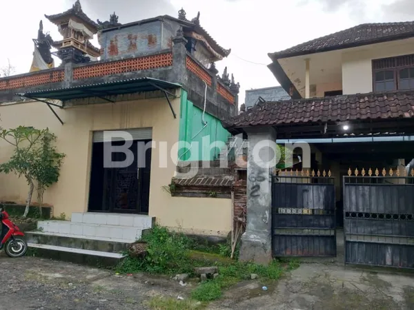 RUMAH DEKAT KOLAM RENANG BUKIT JATI