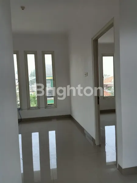 image RUMAH MINIMALIS BARU BARATA JAYA DEKAT RAYA NGINDEN, MANYAR, SEMOLOWARU (7)