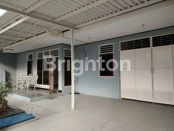 image RUMAH SIAP HUNI TENGGILIS DEKAT UBAYA  (5)