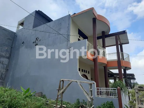 image RUMAH BARU 3 LT HARGA MURAH ! LOKASI STRATEGIS DEKAT KAMPUS2 DI MERJOSARI KOTA MALANG (4)