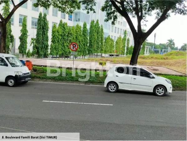 image KAVLING LANGKA KOMERSIAL DI JALAN RAYA BOULEVARD GRAHA FAMILI DERETAN RS NASIONAL HOSPITAL BOULEVARD SURABAYA BARAT (2)