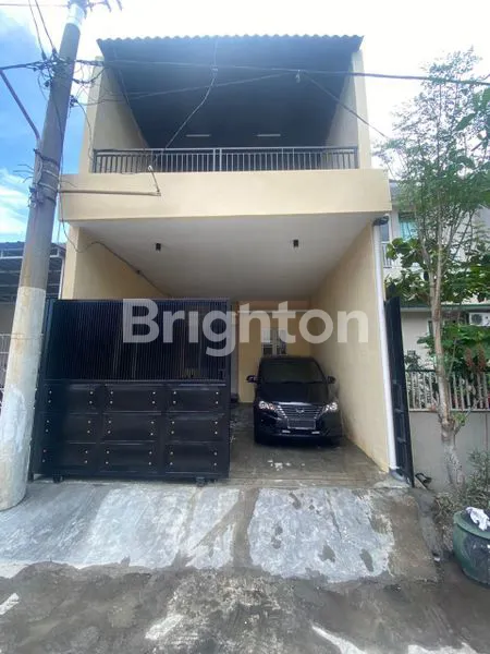 image RUMAH 2LANTAI SIAP HUNI DEKAT MULYOSARI KENJERAN PAKUWON CITY ITS UNAIR GALAXY MALL (1)