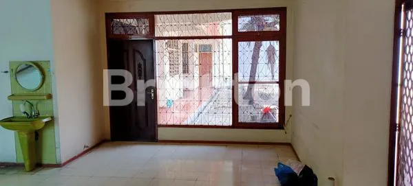 image RUMAH + GUDANG 1435M2 TENGAH KOTA DEKAT TUGU PAHLAWAN SURABAYA (3)
