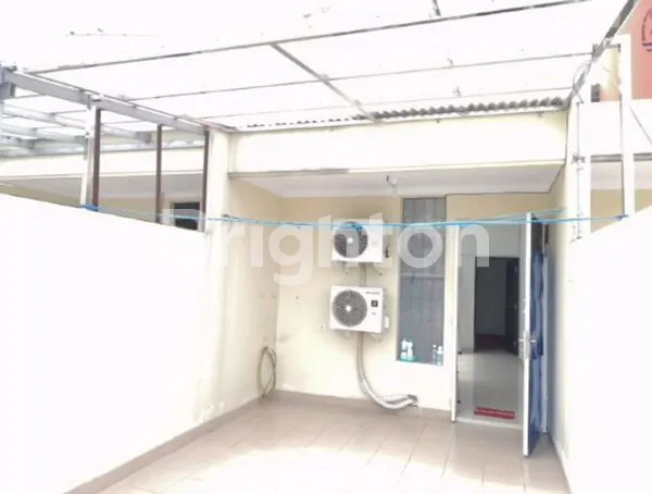 image RUMAH TANJUNG DUREN FULL FURNISH 3 LANTAI JAKARTA BARAT (3)