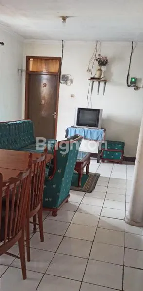 image RUMAH YANG BISA DIJADIKAN TEMPAT USAHA DI BUAH BATU BANDUNG (7)